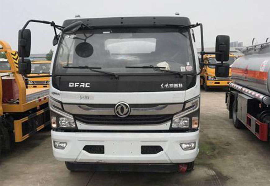 Dongfeng 5 Ton Fuel Tank Truck