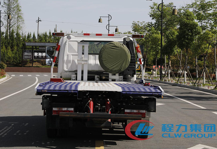 奥驰A3一拖二平板清障车