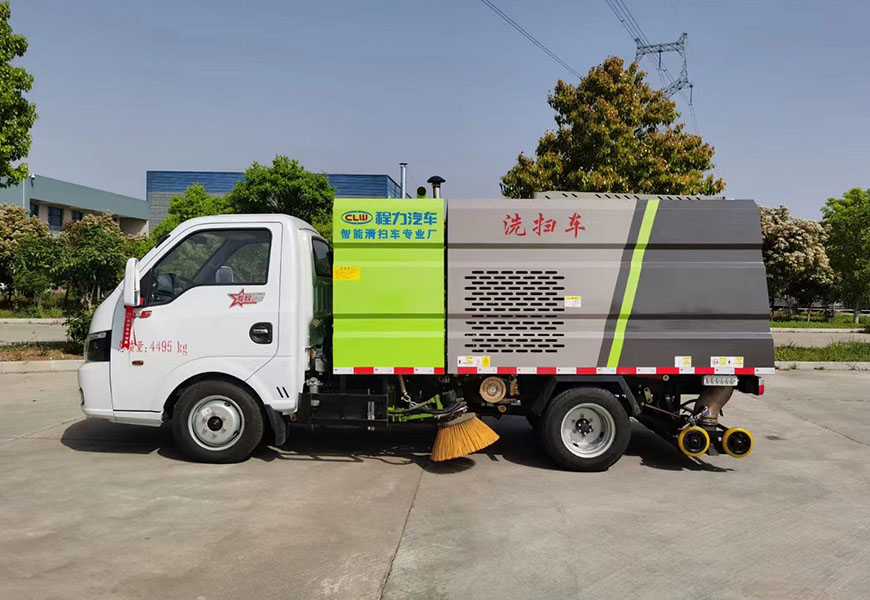 东风途逸洗扫车
