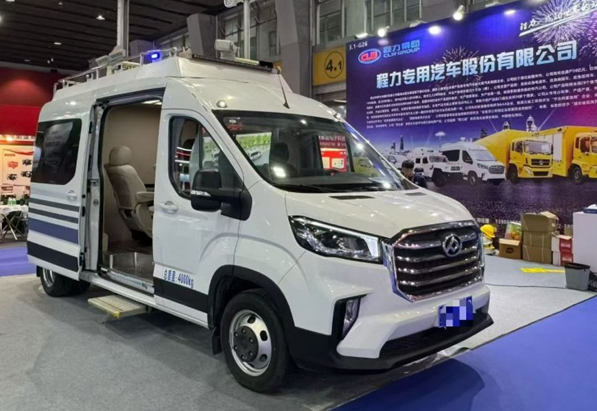 程力威牌大通无人机指挥车