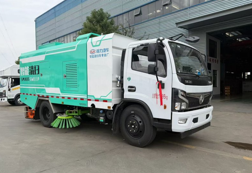 东风福瑞卡道路污染清除车 整车型号：CL5120TWQ