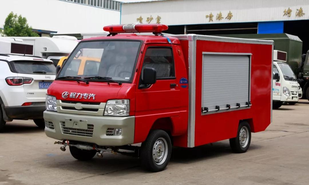 程力新能源人工智能抢险救援车首批订单圆满交车，为国家电网提供一流产品